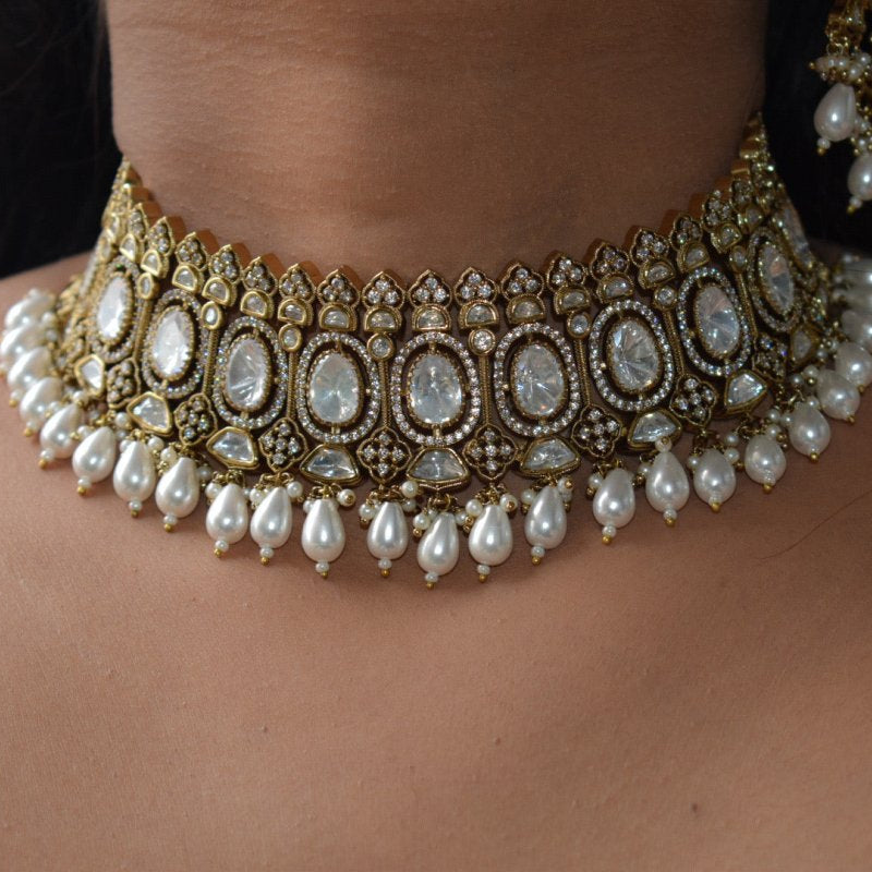 Kundan necklace set with Pearl Drop and matching earrings and maangtikka - MR Jewels