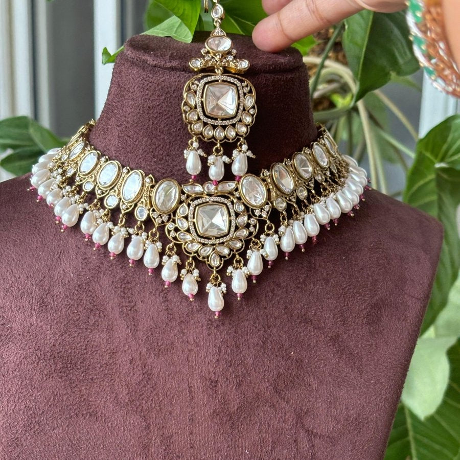 Kundan Polki Necklace Set with Earrings and MangTikka - MR Jewels