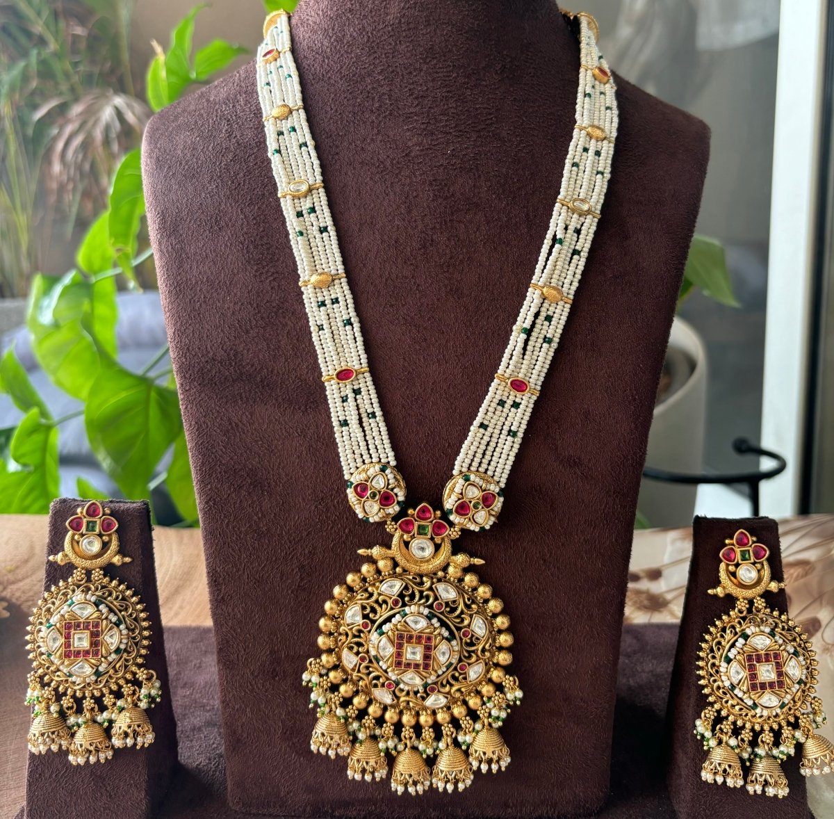 Long Neck Antique Rajwadi Kundan Necklace set - MR Jewels