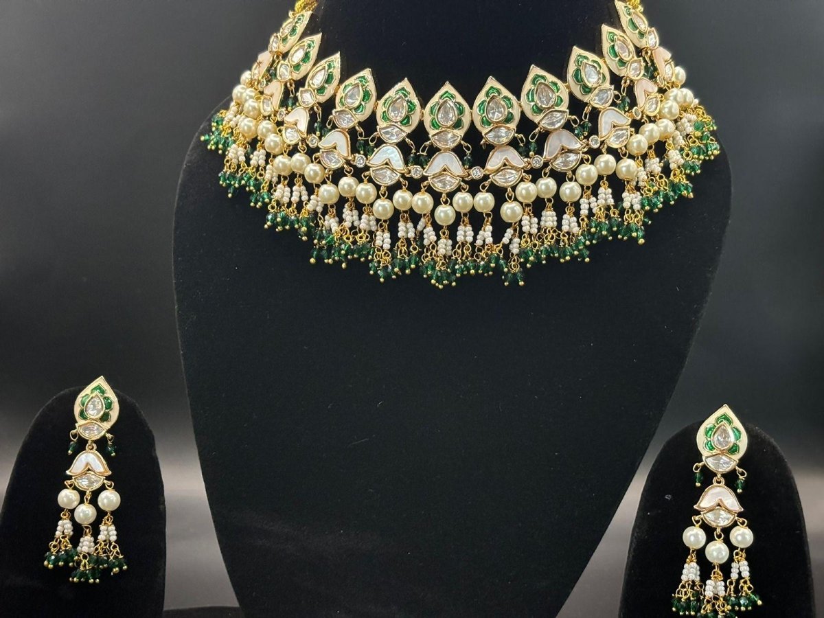 Luxurious Green and Gold Meenakari Choker Necklace Set with Matching Earrings - MR Jewels