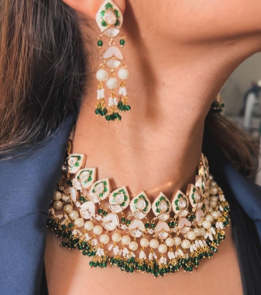 Luxurious Green and Gold Meenakari Choker Necklace Set with Matching Earrings - MR Jewels