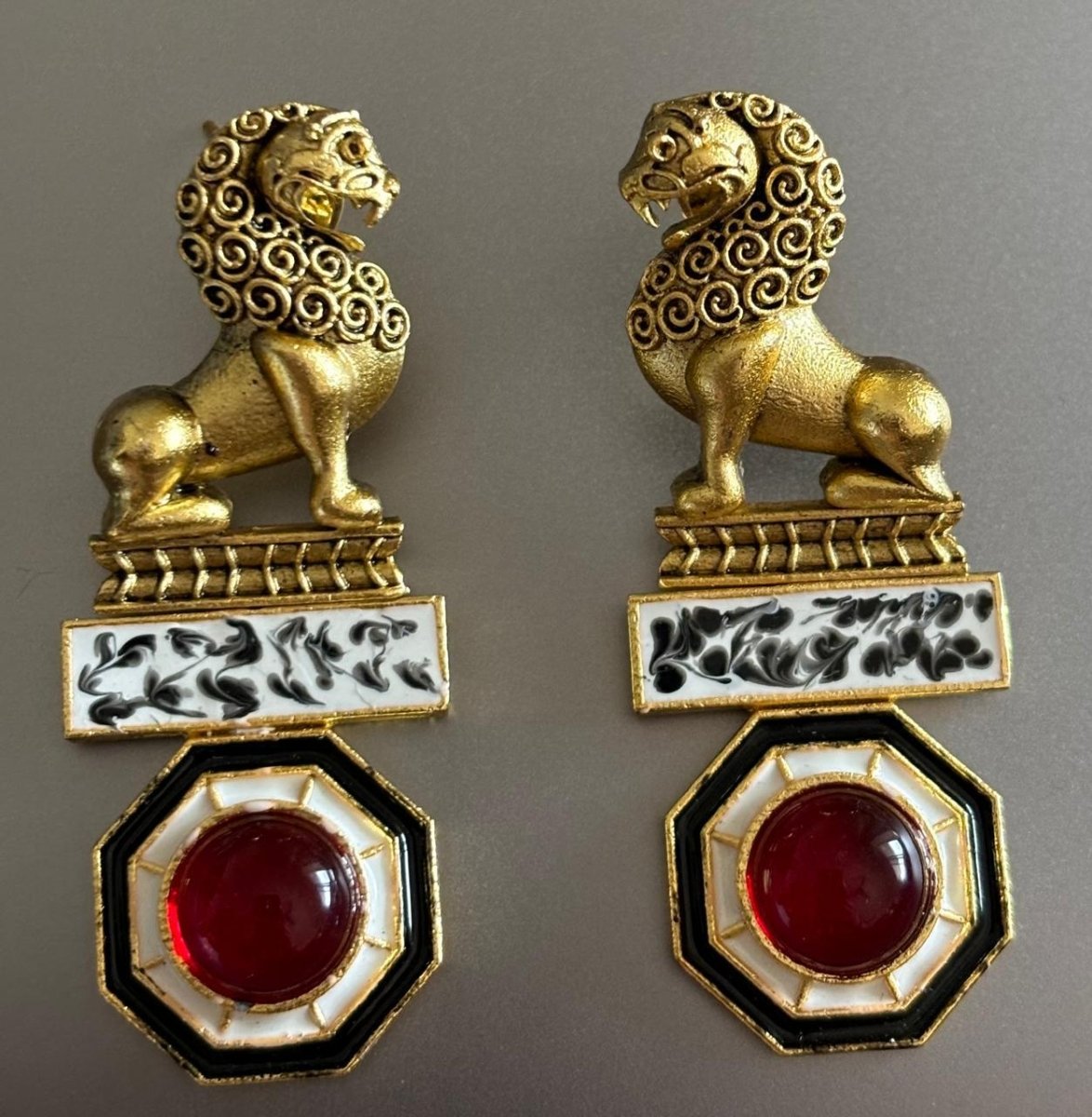 Majestic Lion Sculpted Earrings with Bold Gem Accents - MR Jewels