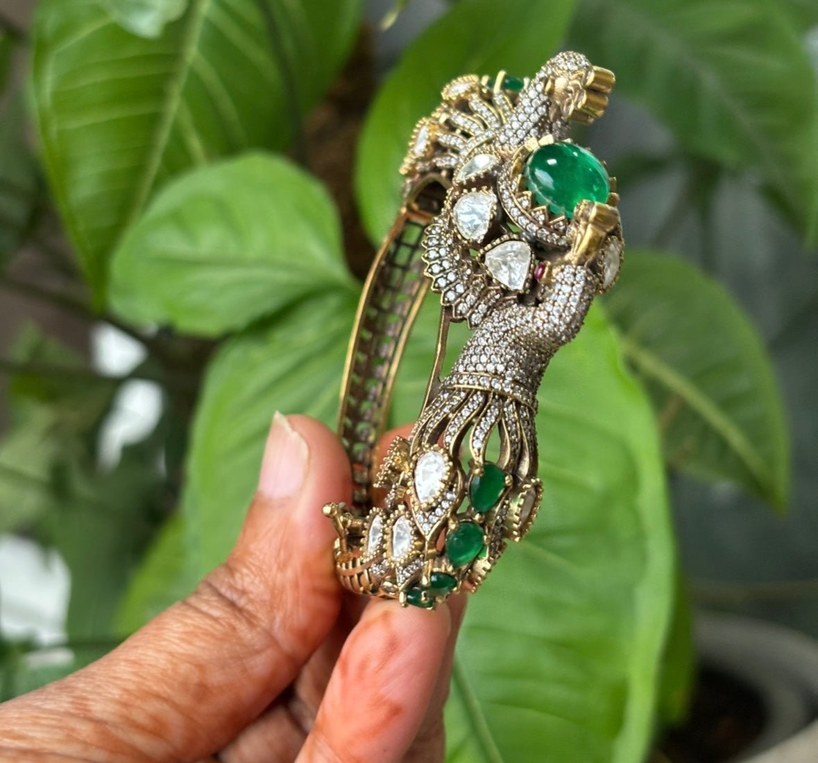 Majestic Twin Peacock Jadau Bangle - MR Jewels