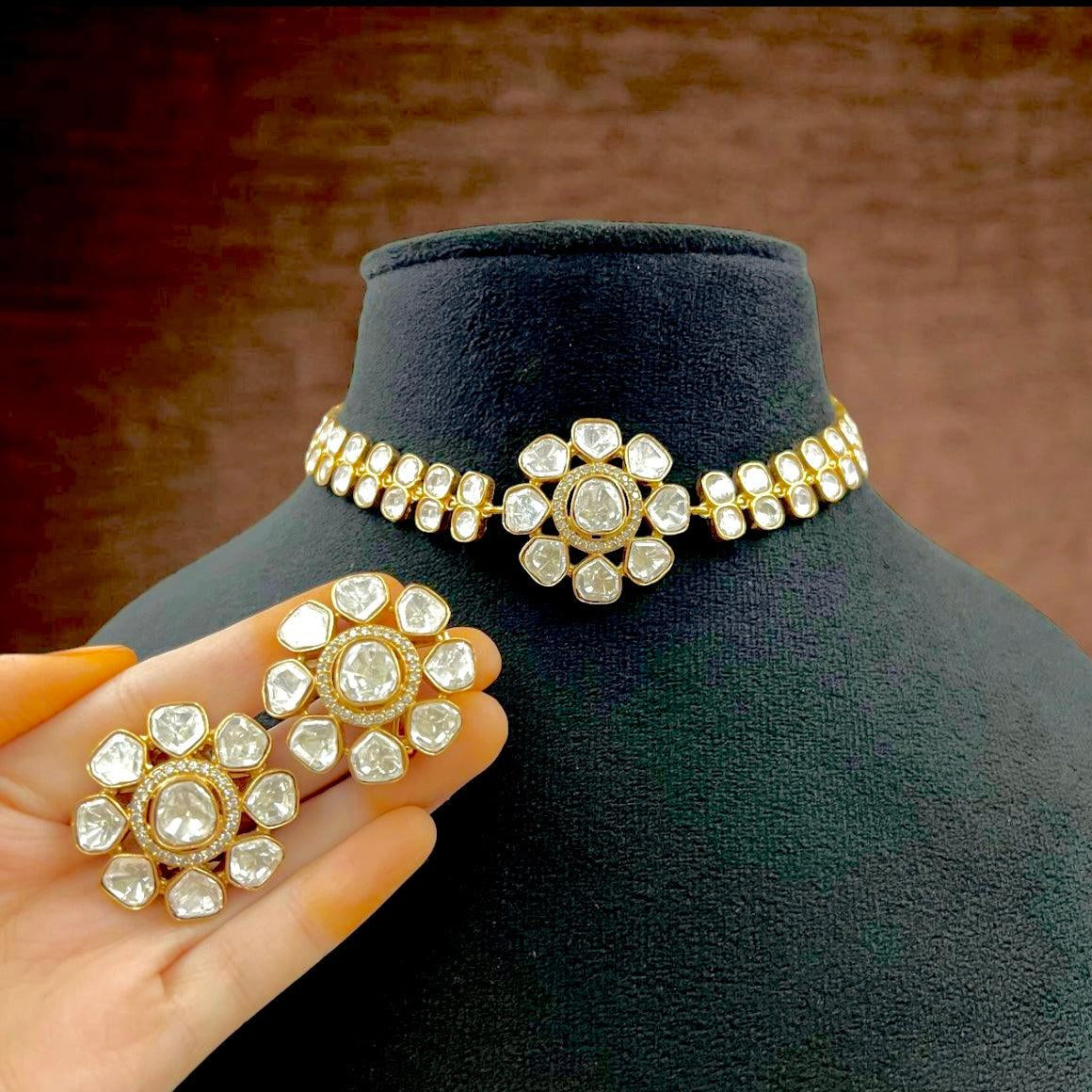 Minimalist Moissanite Gold Choker with Studs - MR Jewels