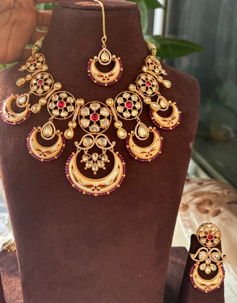 Navya Crescent uncut Kundan Jewelry Set with matching earrings and maangtikka - MR Jewels