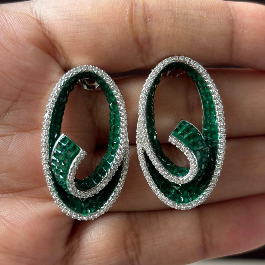 Oval swirl Earrings - Cocktail earrings - MR Jewels