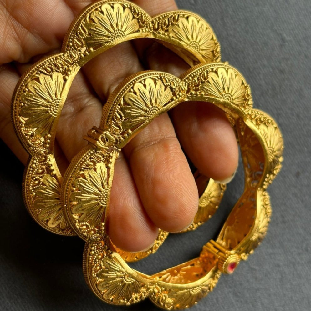 Radiant Gold - Finished Heritage Bangles - Set of 2 - MR Jewels