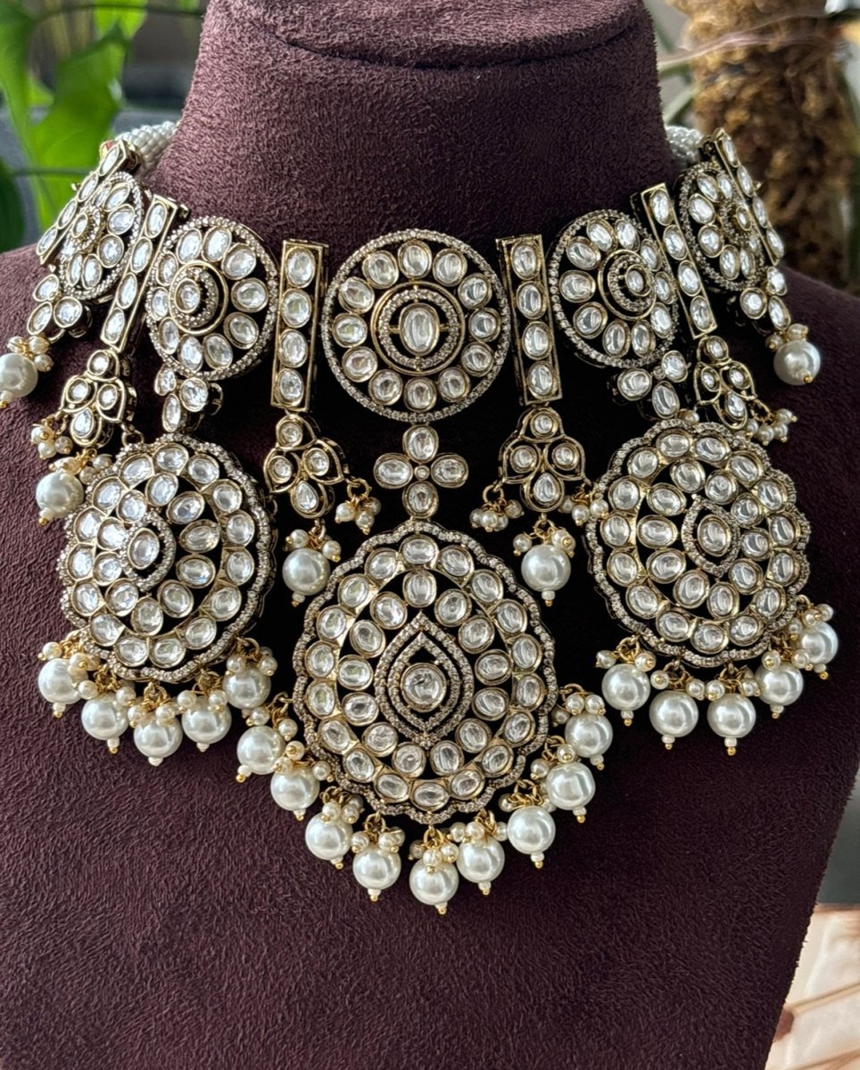 Rajwada Elegance Pearl Choker Set with maangtika and earrings - MR Jewels