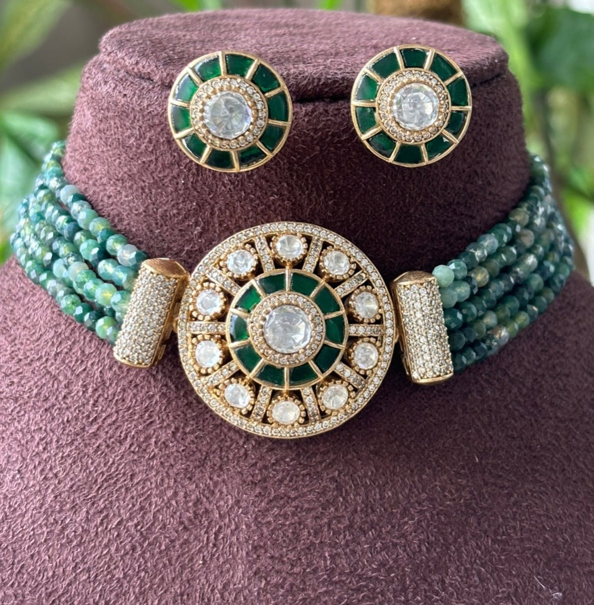 Royal Emerald Circle Choker Set - MR Jewels