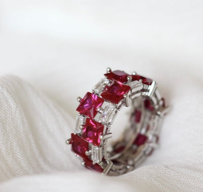 Ruby and Emerald Circular Diamond Ring - MR Jewels