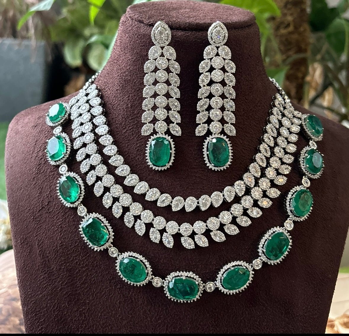 Triple Layer Emerald Diamond Necklace Set - MR Jewels