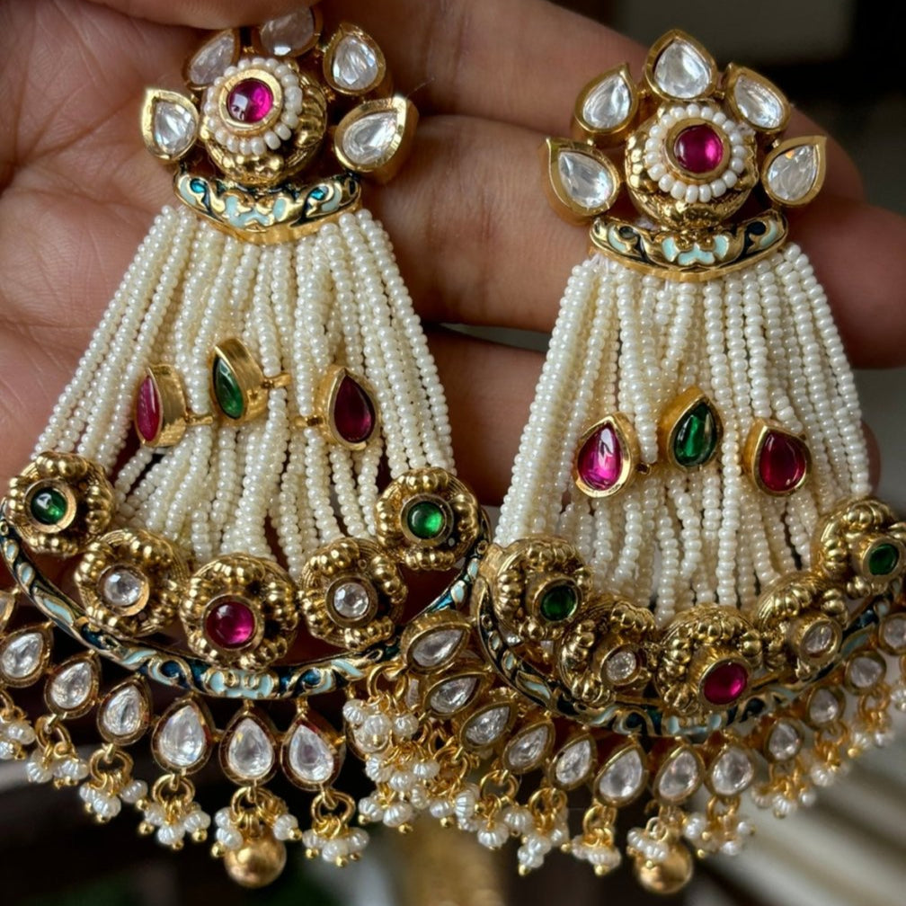 Uncut kundan Designer Earrings - Main Image