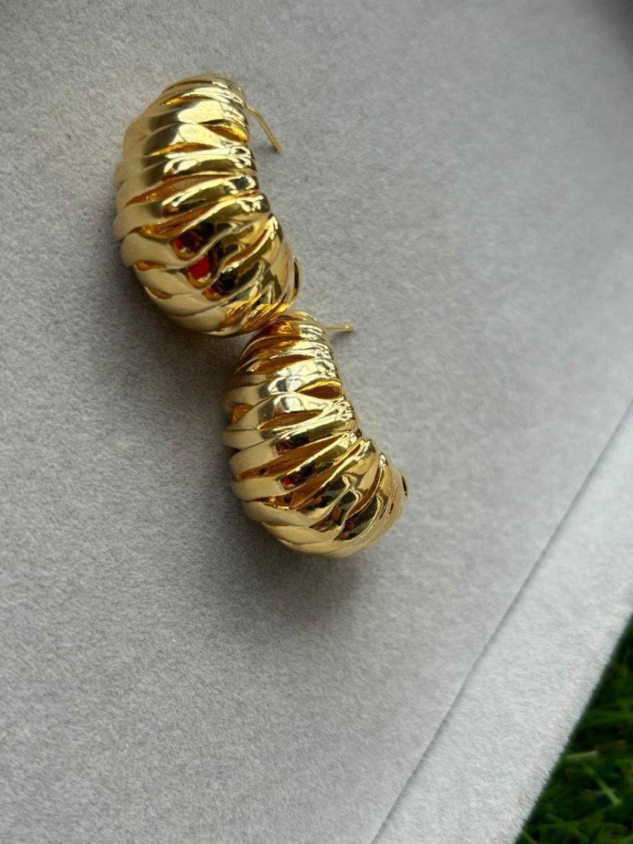 Vintage Caterpillar Gold Plated Dainty Stud Earrings - MR Jewels