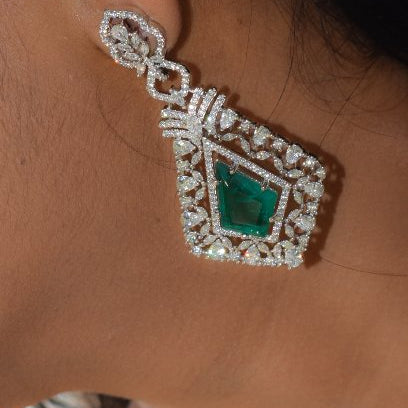 Vintage Charm Emerald Statement Earrings - MR Jewels